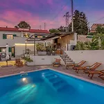 Beeindruckende 5-sterne-villa Mit Meerblick, Sauna, Gym, Beheizten Privatpool, Spielplatz, Bbq