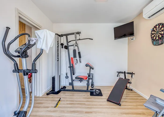 Beeindruckende 5-sterne-villa Mit Meerblick, Sauna, Gym, Beheizten Privatpool, Spielplatz, Bbq * Hreljin