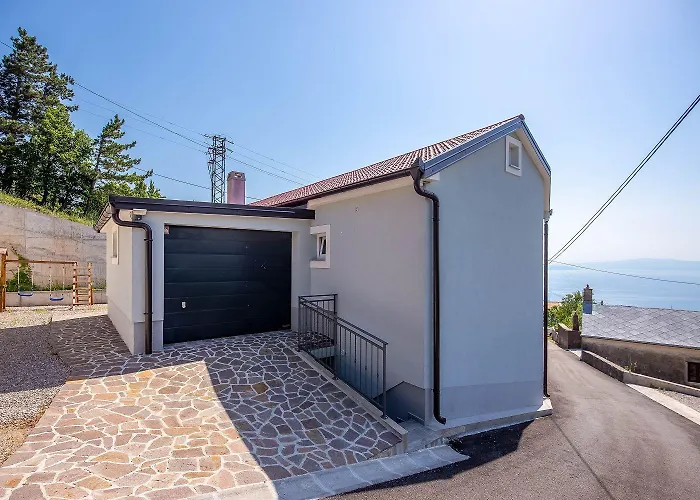Beeindruckende 5-sterne-villa Mit Meerblick, Sauna, Gym, Beheizten Privatpool, Spielplatz, Bbq Nyaraló *
